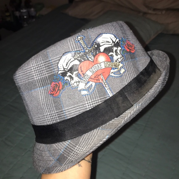 Kenny K Accessories - ‼️SOLD‼️✨Unisex Plaid Fedora Hat